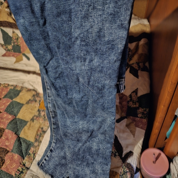 American Eagle jeans - Picture 2 of 3